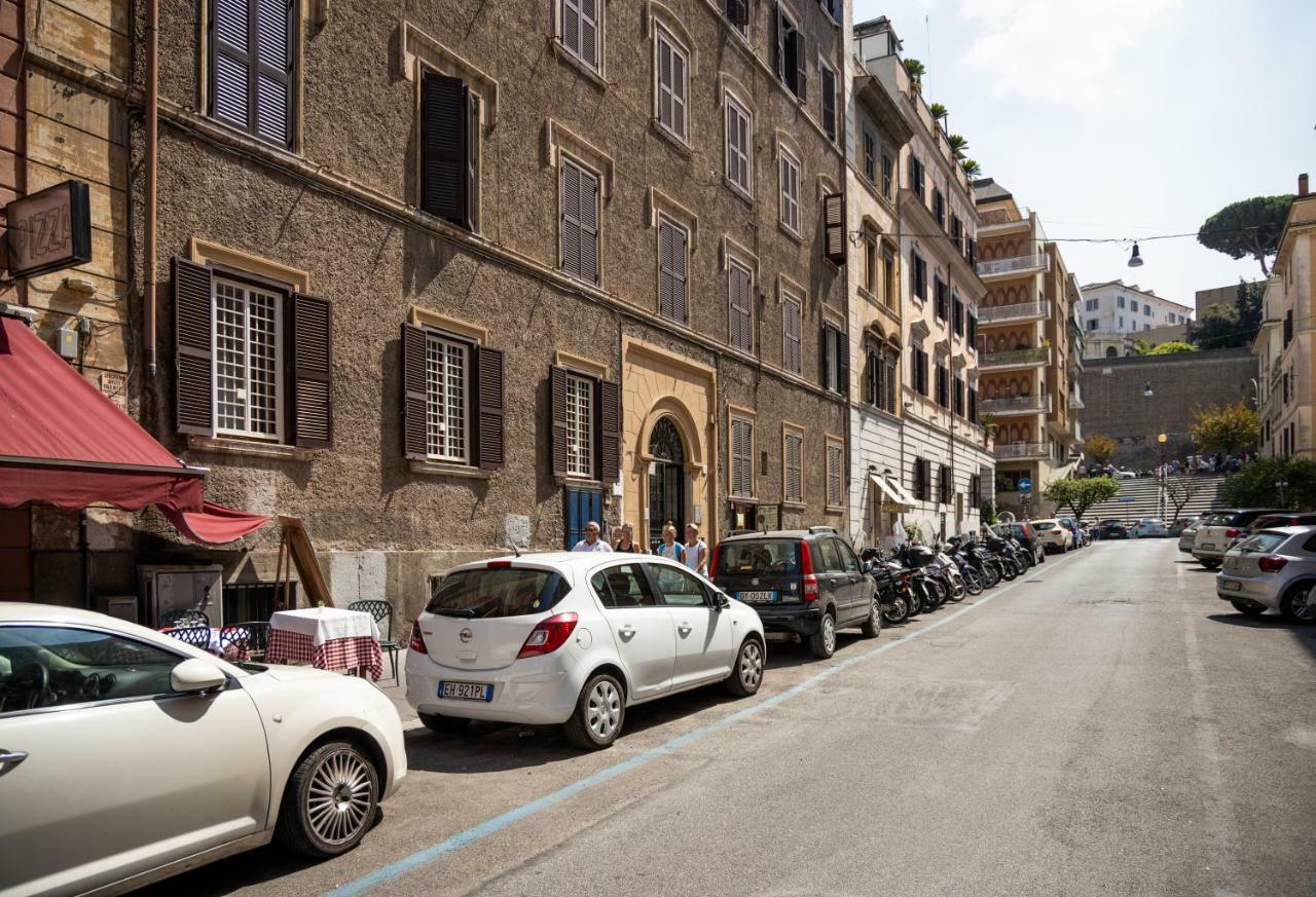 Museum Inn - Una Finestra Sui Musei Vaticani Rome Exterior photo