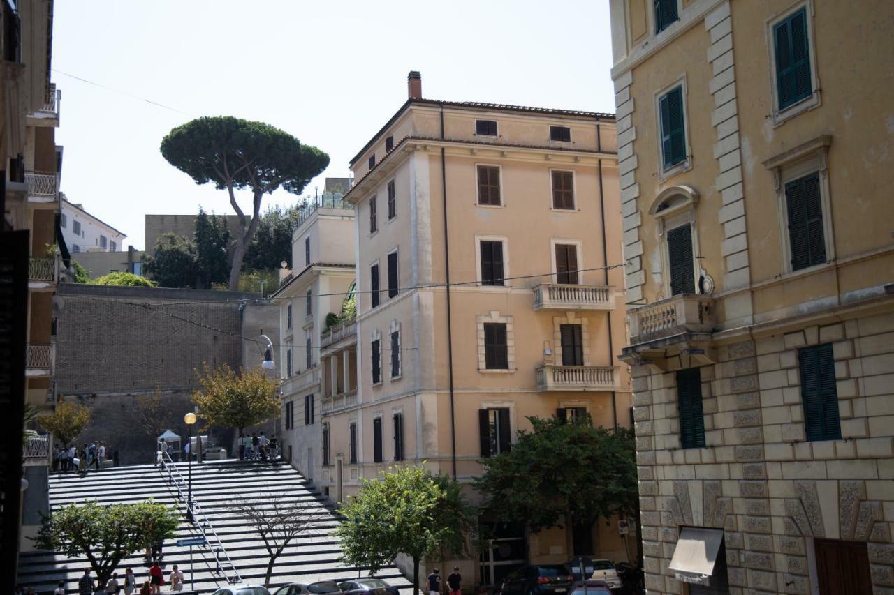 Museum Inn - Una Finestra Sui Musei Vaticani Rome Exterior photo